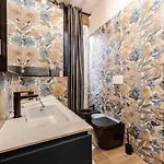 Bed & Breakfast Fly Park Bologna 50 Posti Auto 13 Posti Letto 3*