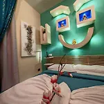 Fly Park Bologna 50 Posti Auto 13 Posti Letto