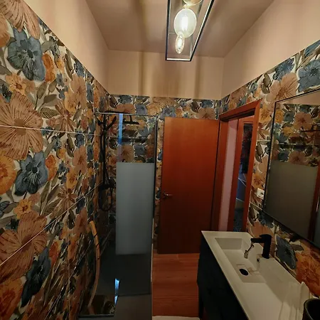 Flytosuite,it 25 Posti Letto Per Viaggiatori Aeroporto Concerti Stadio فندق مبيت وإفطار 3*