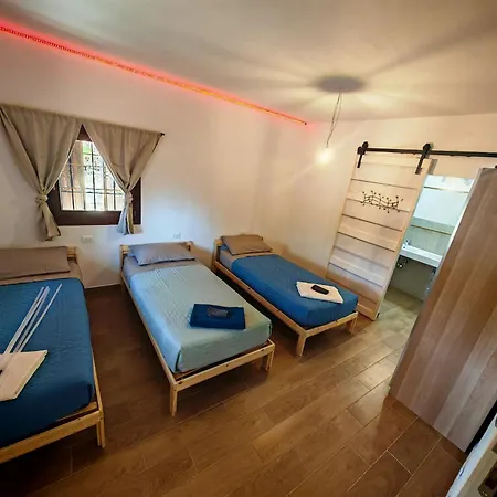 Bed & Breakfast Flytosuite,it 25 Posti Letto Per Viaggiatori Aeroporto Concerti Stadio Calderara di Reno